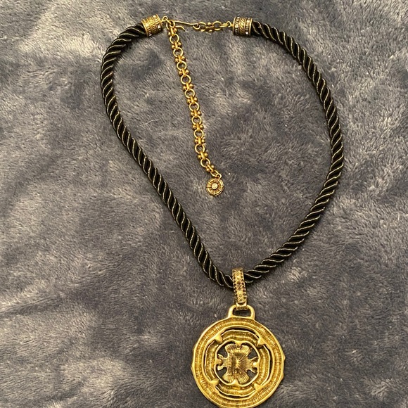 Heidi Daus Gold and Black Necklace with Turquoise Gem - Picture 6 of 8